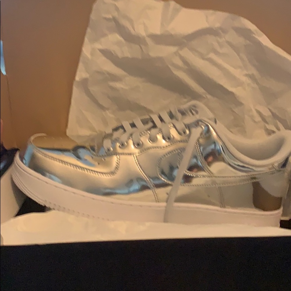 BNIB Chrome Metallic Air Force 1’s AF1’s - Picture 6 of 11